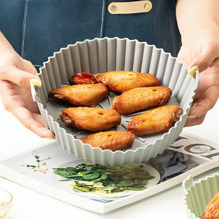 Forma de Silicone com Alça para Air Fryer 20cm - Sortido